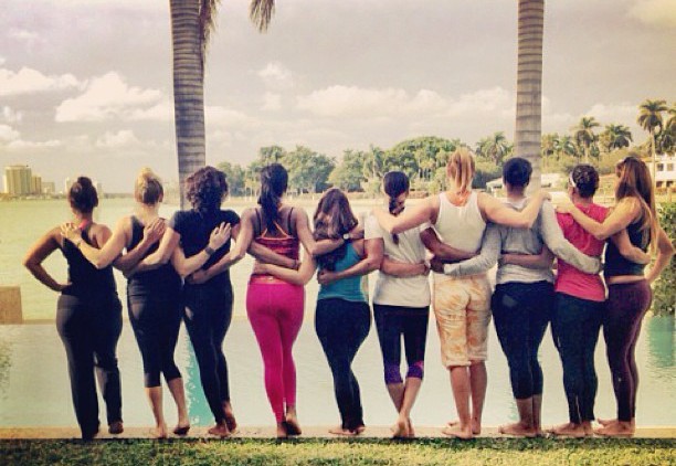 Miami-Heat-Wives-Girlfriends-Yoga3