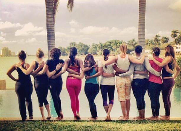 Miami-Heat-Wives-Girlfriends-Yoga3